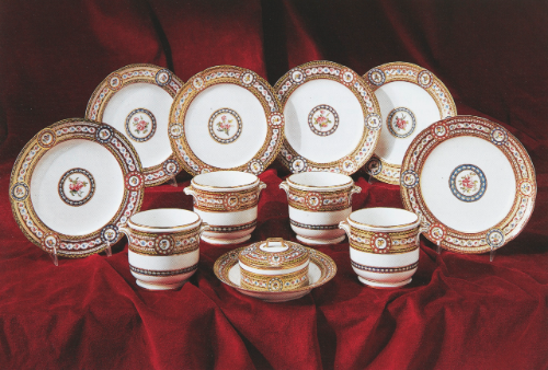 Les services en porcelaine de Sèvres de la comtesse d'Artois 168l1810