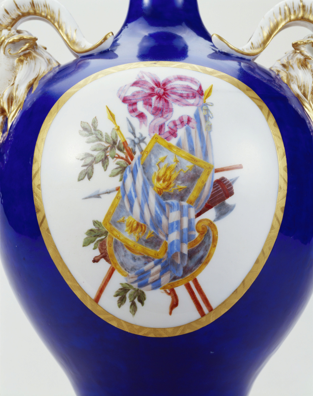 Les vases "à têtes de bouc" et "têtes de bélier" 16968510