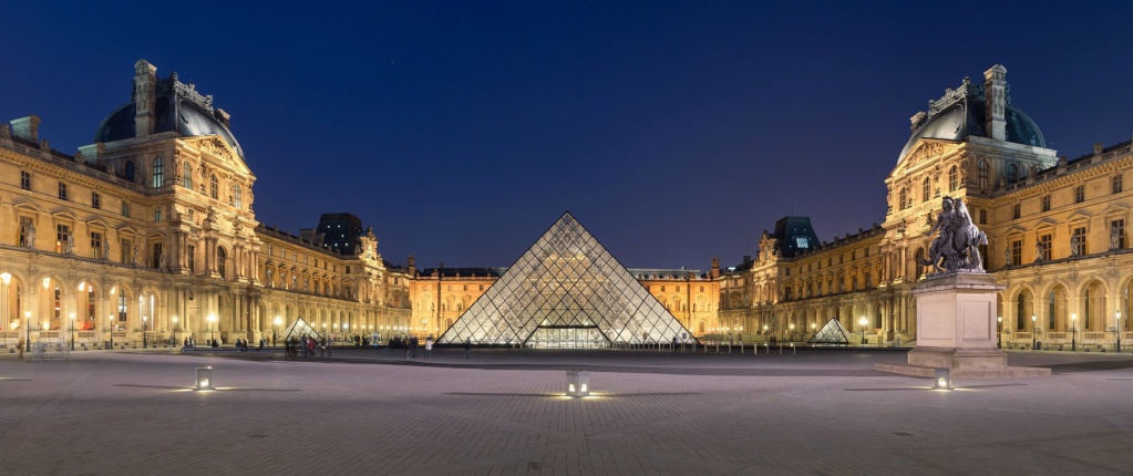 Le palais et musée du Louvre 2880px12