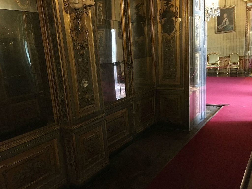 Le Palais royal de Turin (Palazzo Reale di Torino) - Page 2 Camera11