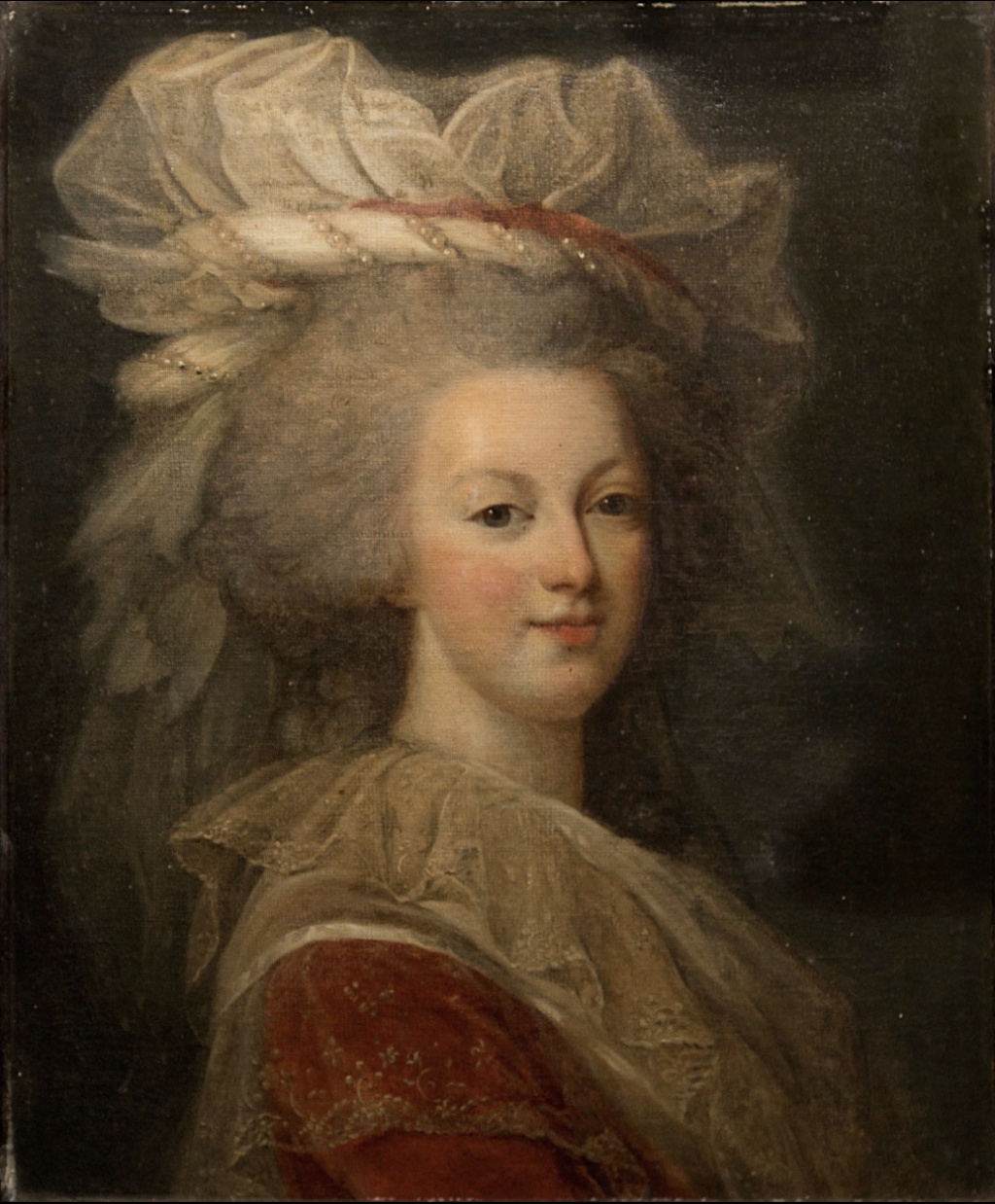 Marie Antoinette au livre, en robe rouge, par et d'après Elisabeth Vigée Le Brun (1785) Capt1111