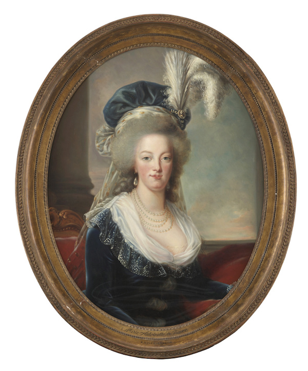 Le collier dit de la reine Marie-Antoinette (L'affaire du collier de la reine), et ses répliques Capt1388