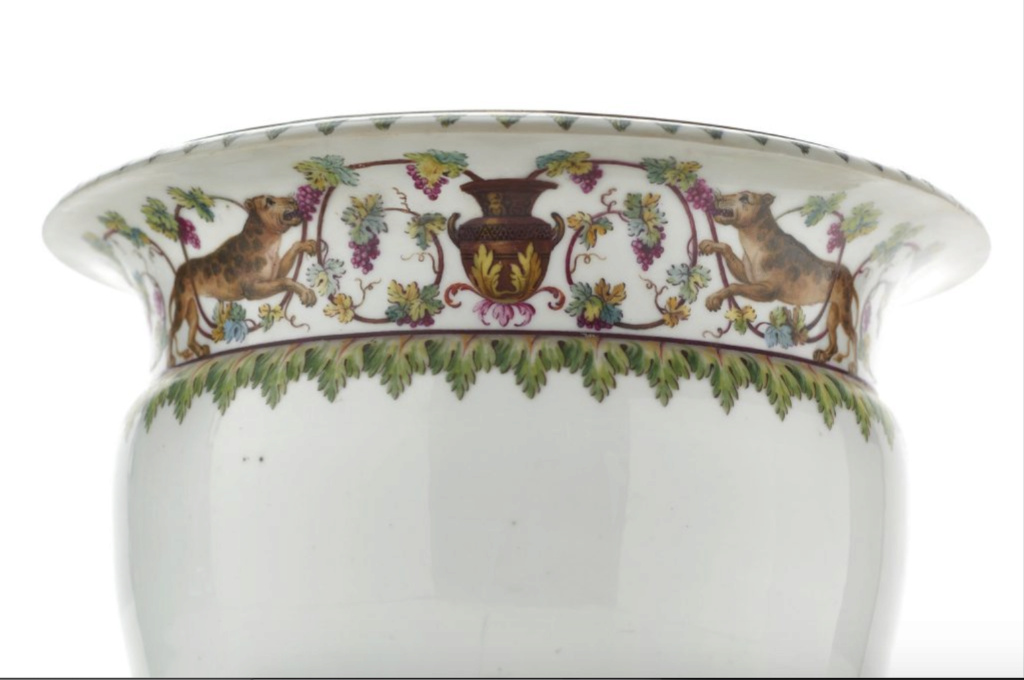 Les services en porcelaine de Sèvres de Louis XVI Capt2704
