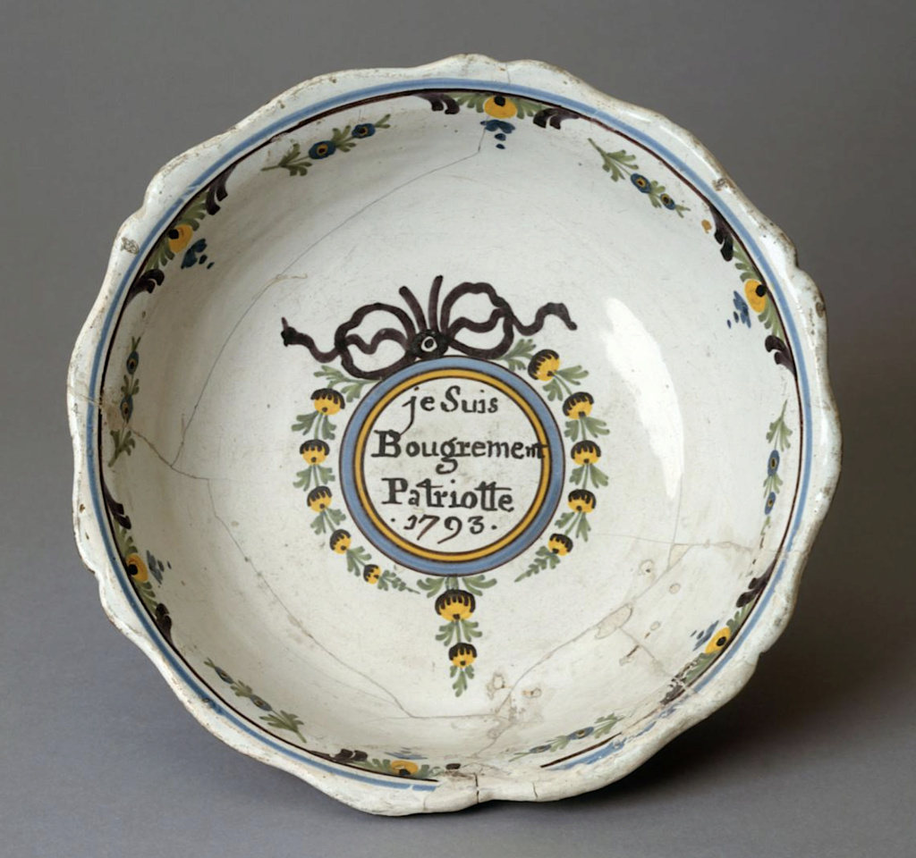 La faïence et les assiettes révolutionnaires Capt2763