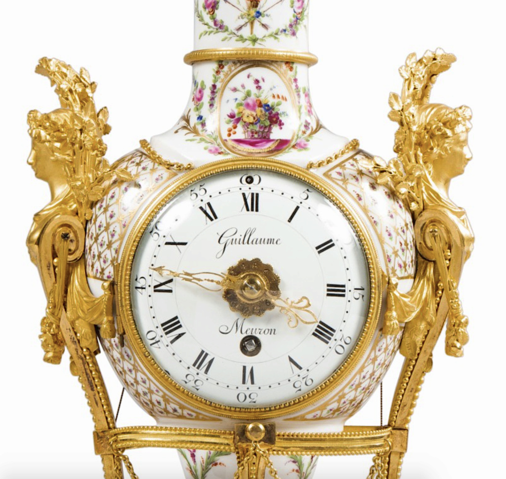 Pendules et horloges de Marie-Antoinette - Page 4 Capt4163