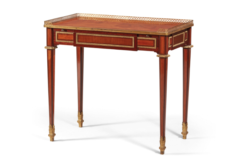 Mobilier de Marie-Antoinette au palais des Tuileries Captu215