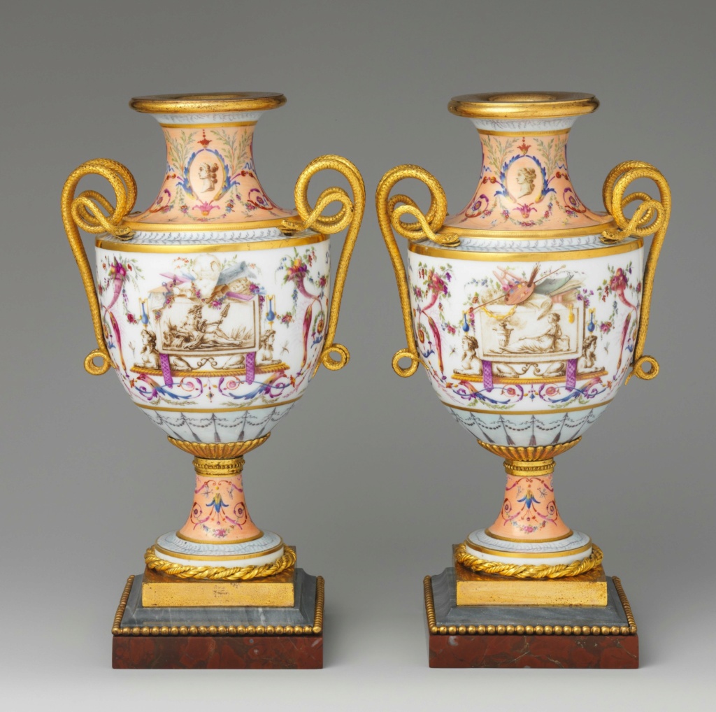Les services en porcelaine de Sèvres de Louis XVI Dp168515