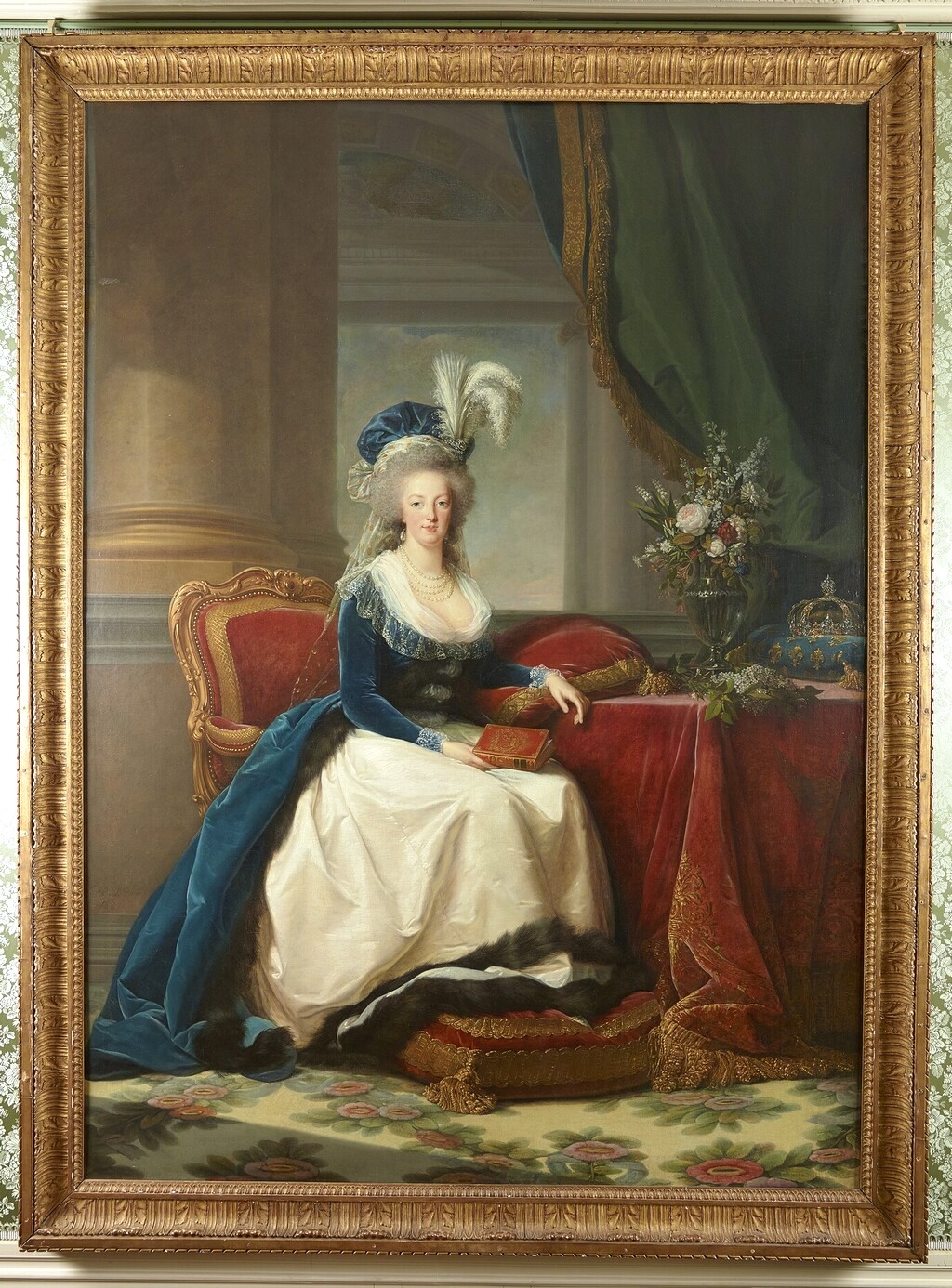 Portraits de Marie-Antoinette au livre, en robe bleue, par et d'après Vigée Le Brun (1785 - 1788 ?) - Page 2 Image168