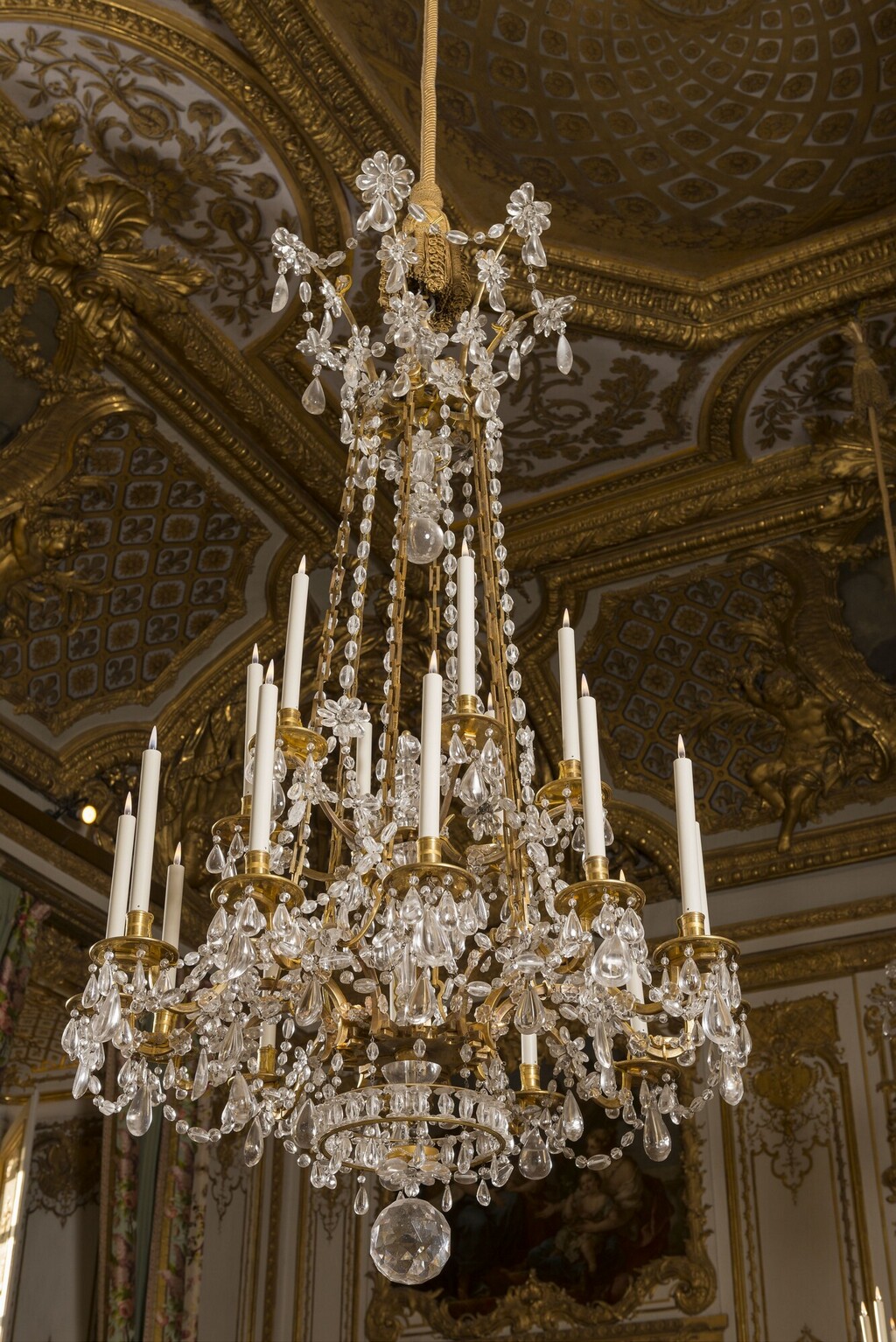 chambre - La chambre de la Reine à Versailles - Page 2 Image274