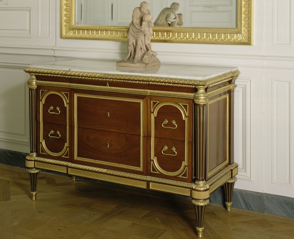 Les cabinets intérieurs de Marie-Antoinette au château de Versailles - Page 3 Image937
