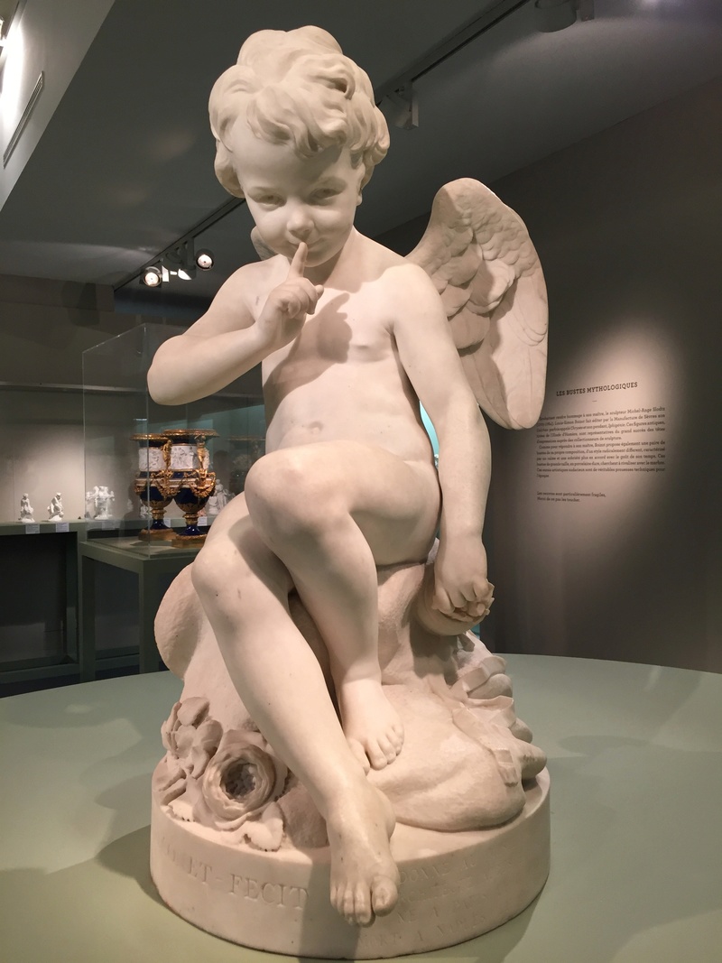 L'Amour menaçant de Falconet, l'oeuvre sculptée la plus reproduite au XVIIIe siècle et après ?  Img_9513