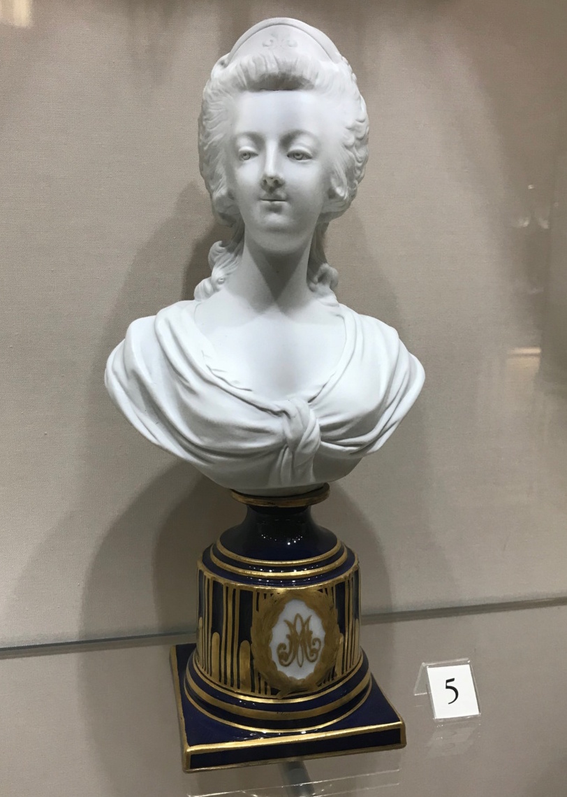 Les collections impériales de porcelaine et d'argenterie (Silberkammer de Vienne) Img_9610