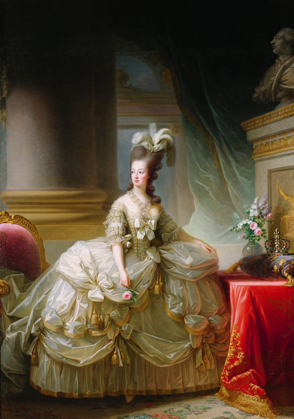 Marie-Antoinette en buste d'après le grand portrait en pied de 1778 (Vigée-Lebrun)  Marie200