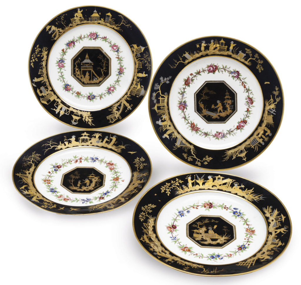 Porcelaine de Sèvres : chinoiseries à fond noir ou fond d'écaille à l'imitation du laque Sevres18