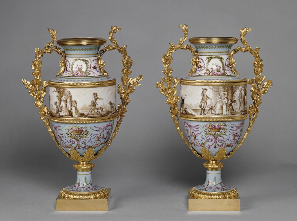 Services - Les services en porcelaine de Sèvres de Louis XVI Vases_10