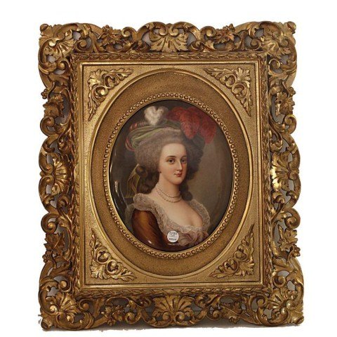 portrait de Marie Antoinette sur plaque de porcelaine 24484910