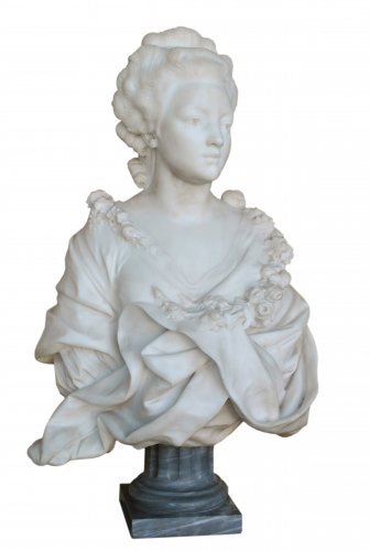 A vendre: bustes de Marie Antoinette? Antics11