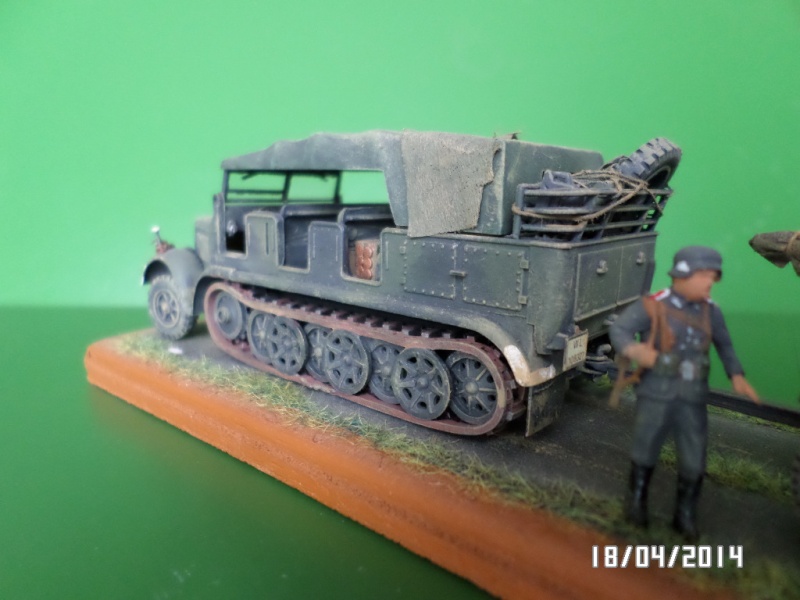 ( HASEGAWA ) SdKfz 7 et Flak 18  Sam_2352