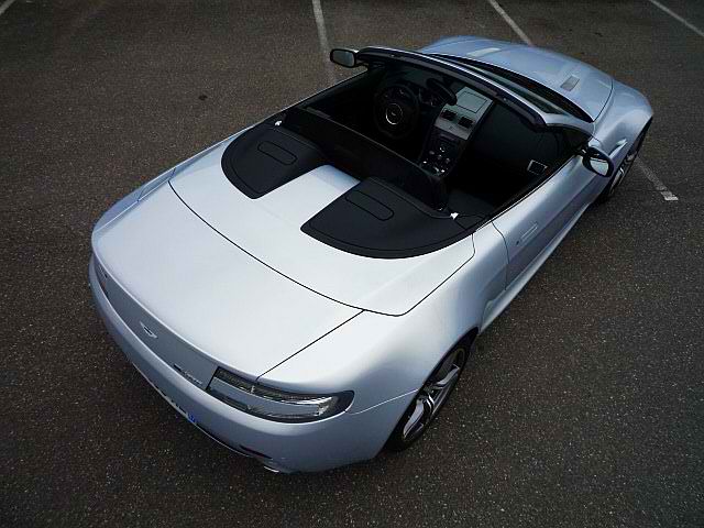 Aston Martin - Vantage V8 cabriolet 13650710