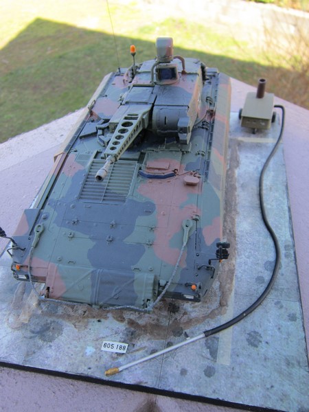SPZ PUMA (1/35 de Revell) Img_8126