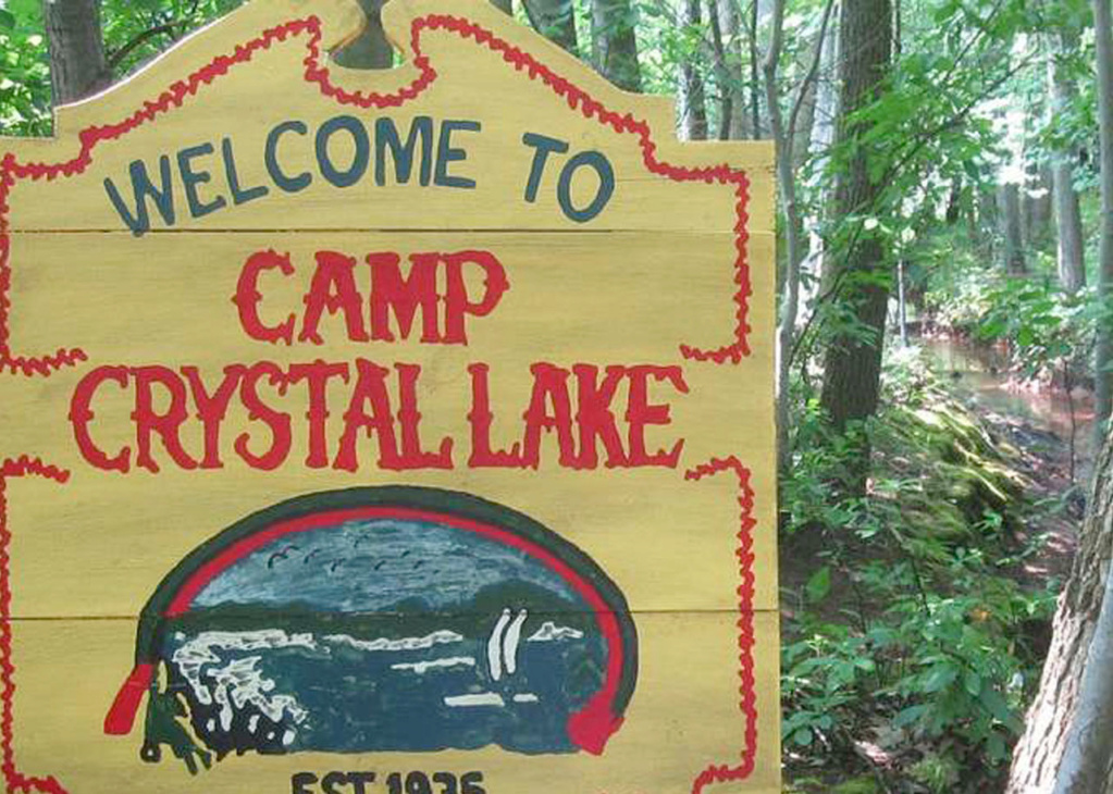 Welcome to Camp Crystal Lake Campcr10