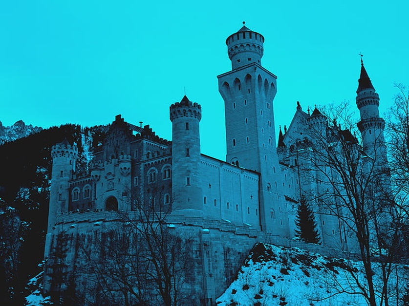 Dvorci,tvrđave i zamkovi - Page 20 Castle13