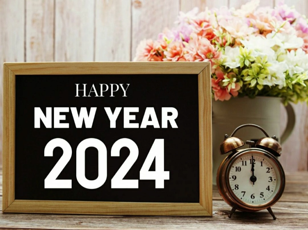 Happy New Year 2024 F8cd8310
