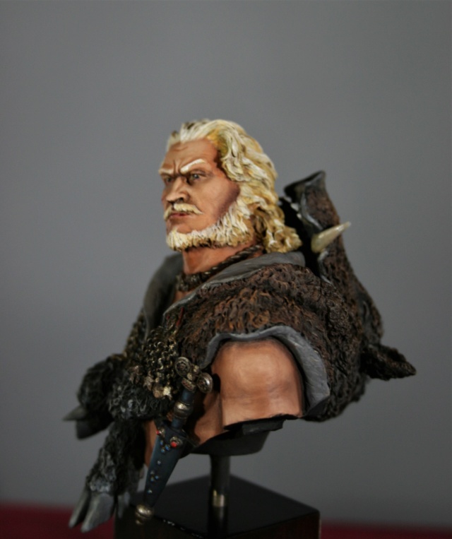 (IVe) Vitrine de Duck: Buste de chez Black Crow: Odin. 3-0-110