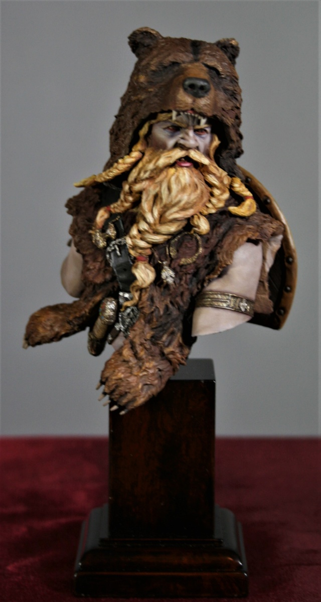 (IIIe) Vitrine de Duck: " Berserk" de chez "Nuts Planet" - Page 20 Img_7212
