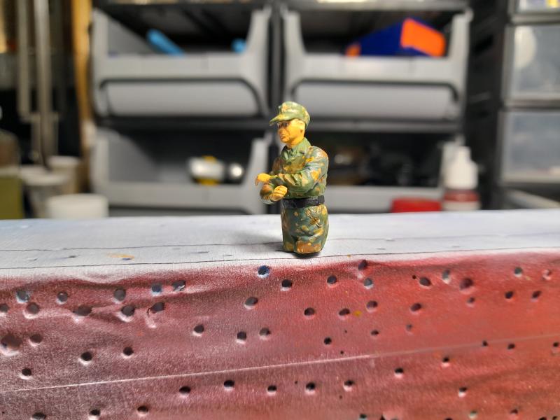 * 1/35 Tigre 1 Ausf.E du coté de Koursk Revell - Page 8 12711