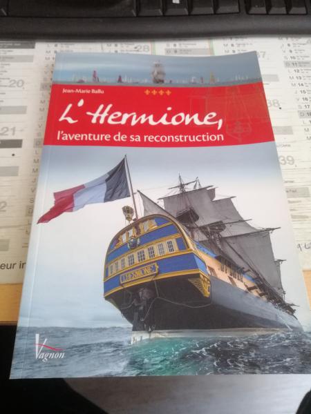 L’Hermione de Artesania Latina au 1/89 - Page 14 1823