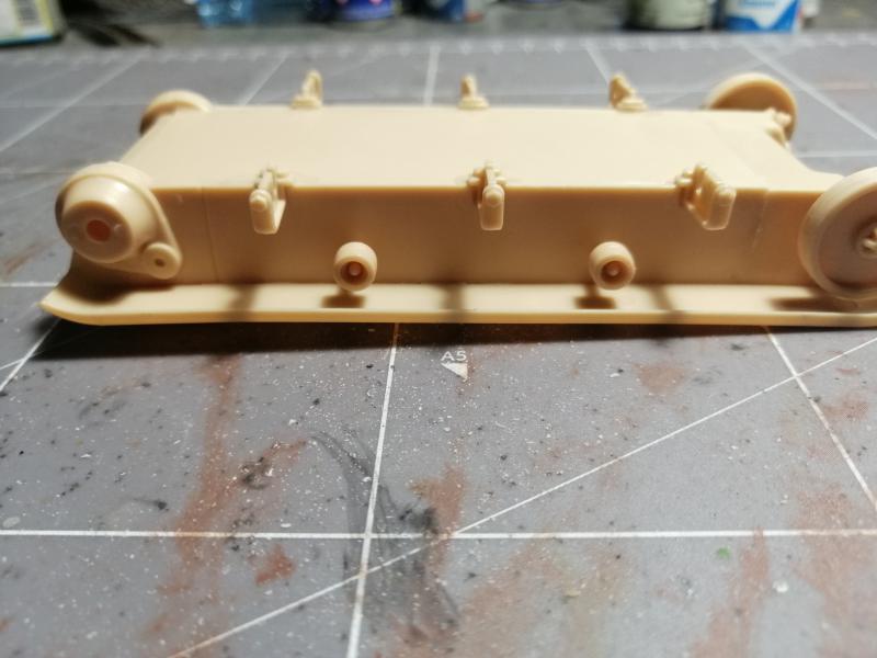 1/35 28cm s.WG40 auf GW Hotchkiss H39 IRONSIDE Arrêt du montage pour le moment!!! 1933