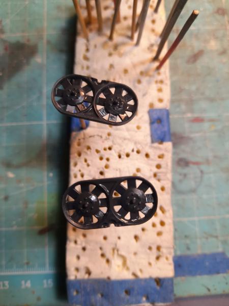* 1/35 Tigre 1 Ausf.E du coté de Koursk Revell 2617