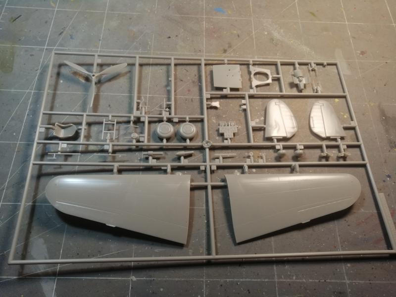* 1/48 Curtiss Hawk 75 A HobbyCraft 320