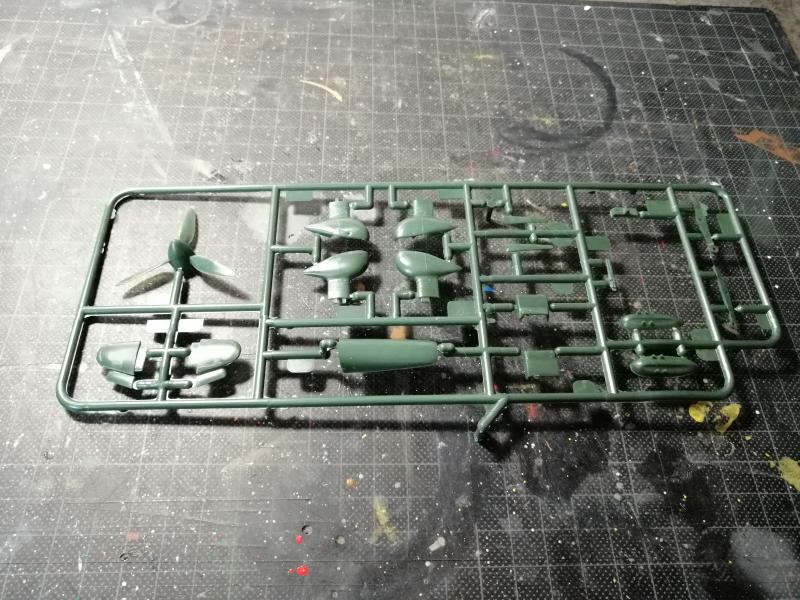 * 1/72 Junkers JU 87 G/D Tank Buster REVELL 514
