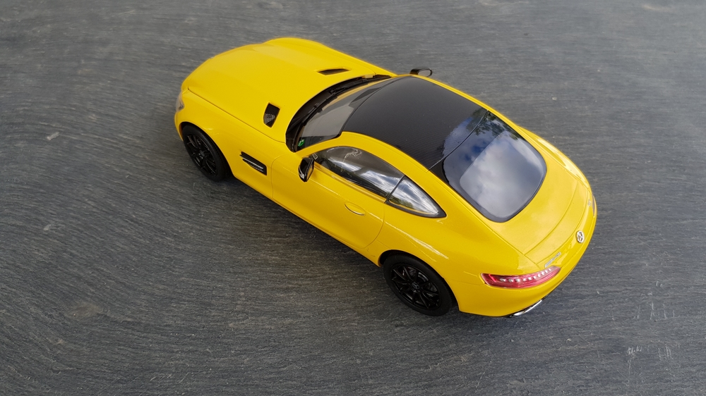 Mercedes AMG GT - 1/24 - Revell - Page 2 20190192