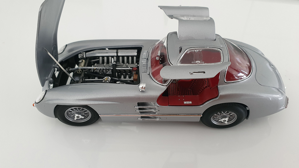 Mercedes 300 SLR Uhlenahut (1955) - Revell 1/24 - Page 2 20210433