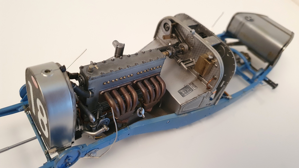 Bugatti Type 35B - 1/12 - Italeri - Page 2 20230435