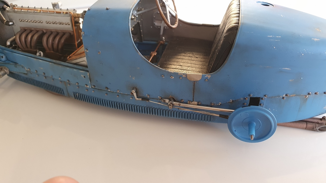 Bugatti Type 35B - 1/12 - Italeri - Page 2 20230473