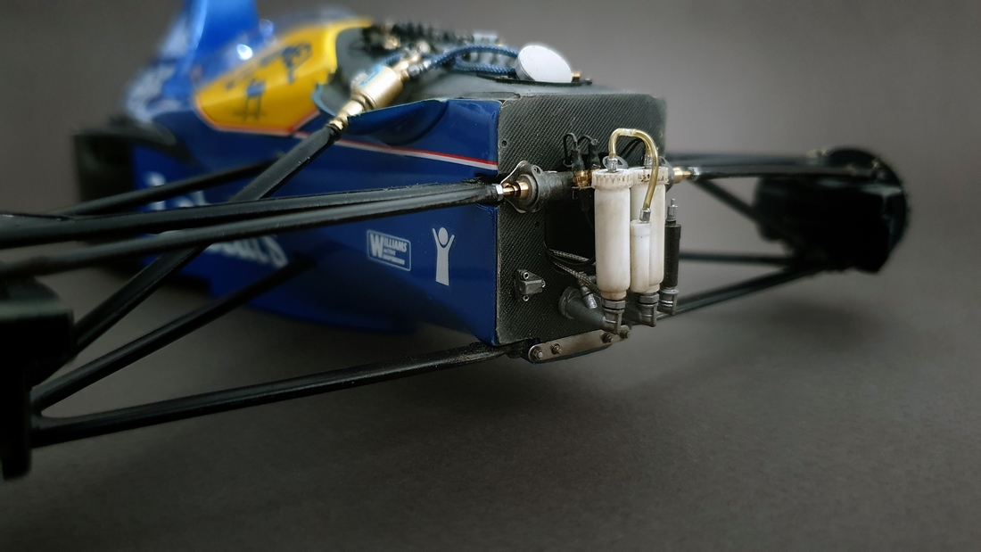 Renault Williams FW14B Tamiya 1/12 + detail up Top-Studio - Page 5 20230820