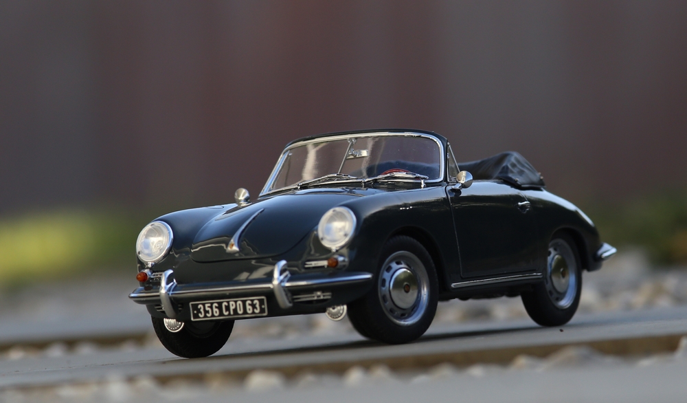 Porsche 356 C Cabriolet - Revell - 1/16 - Page 2 Img_1225