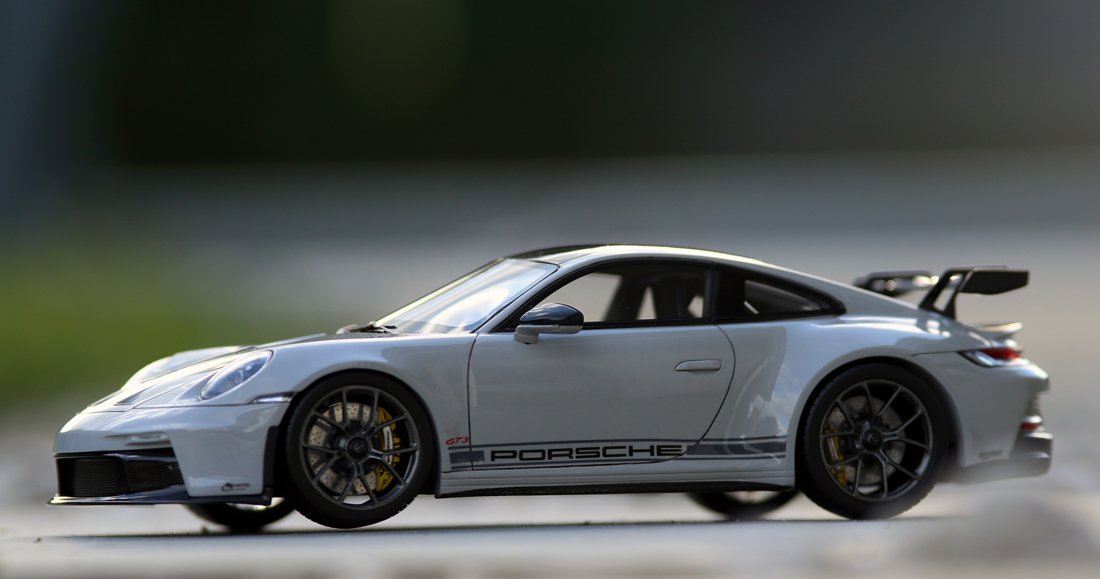 Porsche 992 (911) GT3 - AlphaModel - 1/24 Img_4626