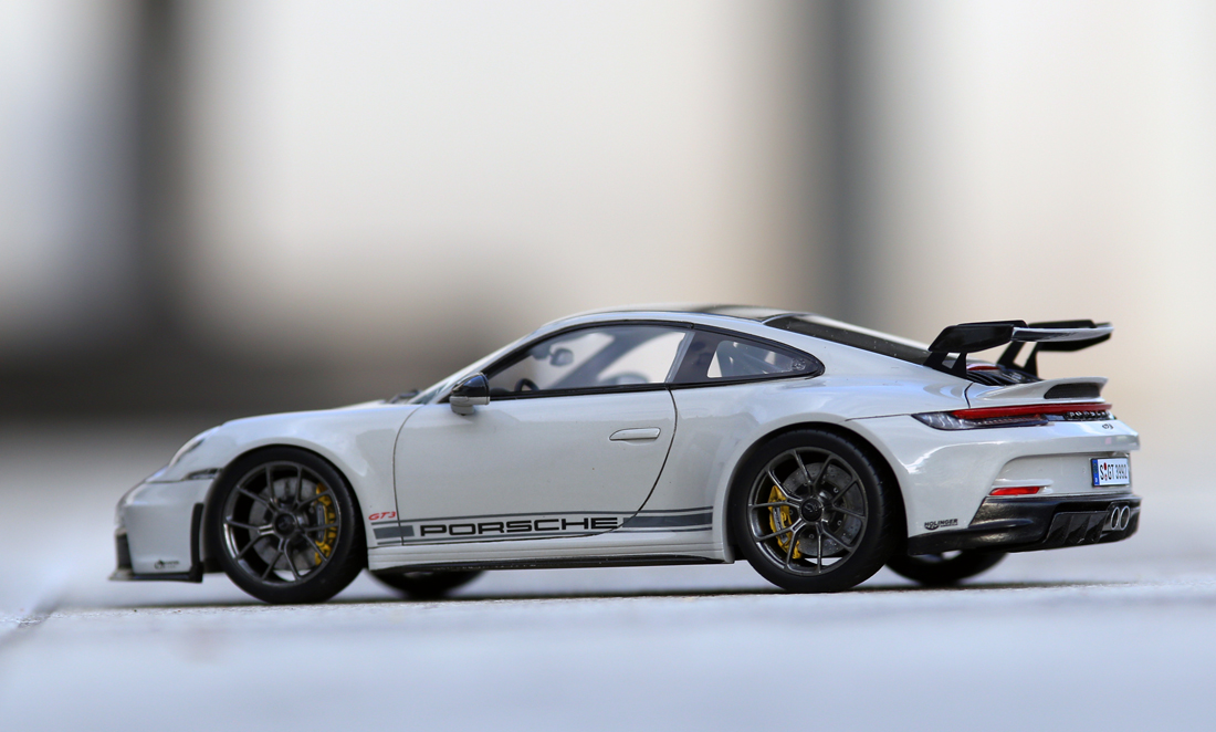 Porsche 992 (911) GT3 - AlphaModel - 1/24 Img_4634