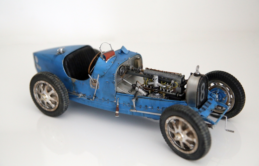Bugatti Type 35B - 1/12 - Italeri - Page 3 Img_7214