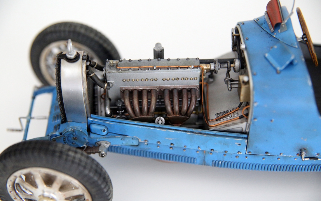 Bugatti Type 35B - 1/12 - Italeri - Page 3 Img_7216