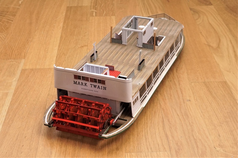 Mississippi Riverboat "Mark Twain" / 1:50, Pappe, Holz u.a.  - Seite 2 Dsc05227