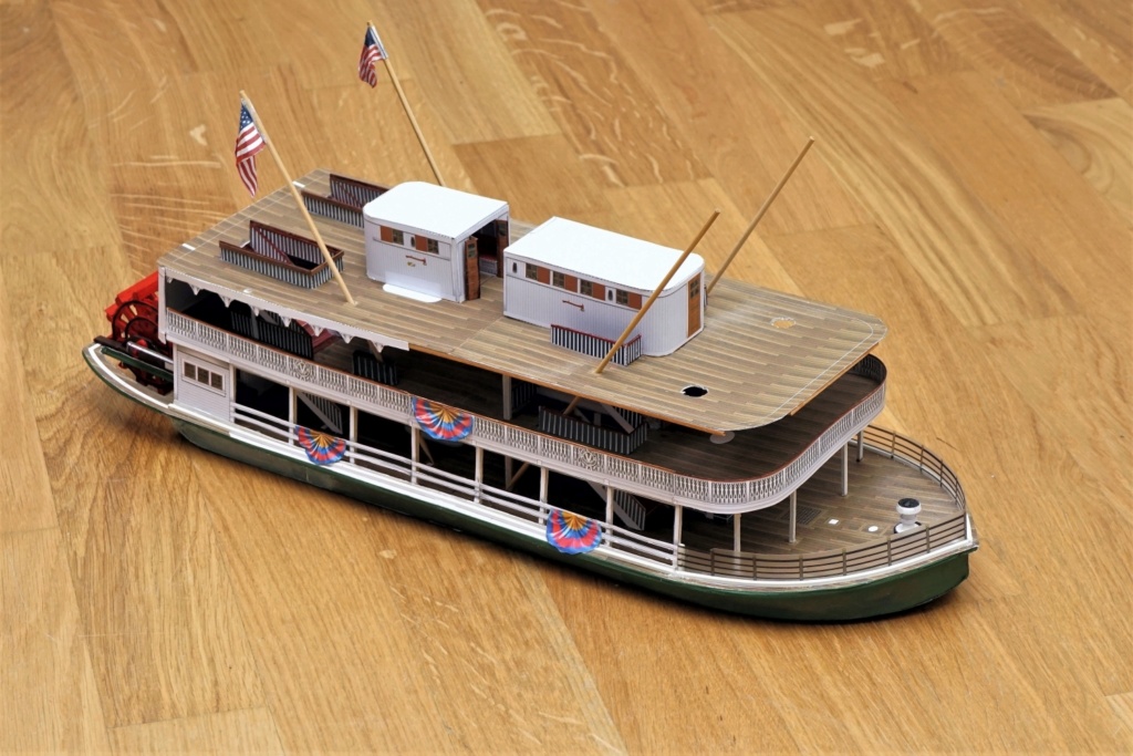Mississippi Riverboat "Mark Twain" / 1:50, Pappe, Holz u.a.  - Seite 2 Dsc05237
