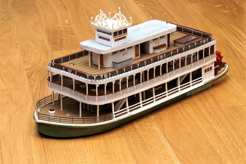 Mississippi Riverboat "Mark Twain" / 1:50, Pappe, Holz u.a.  - Seite 3 Dsc05324