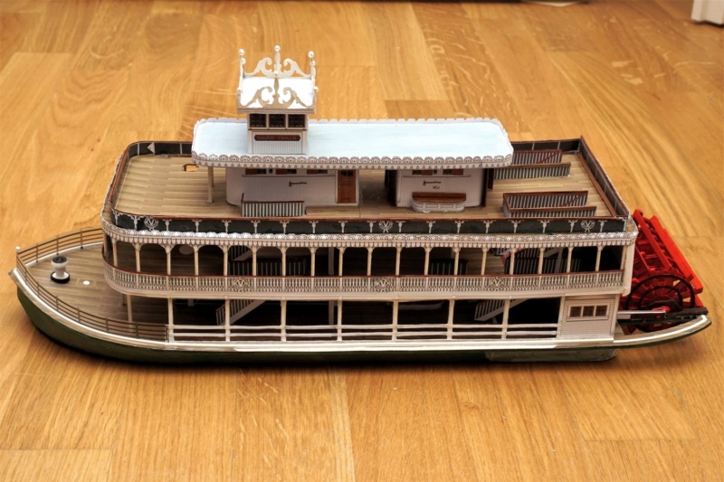 Mississippi Riverboat "Mark Twain" / 1:50, Pappe, Holz u.a.  - Seite 3 Dsc05326