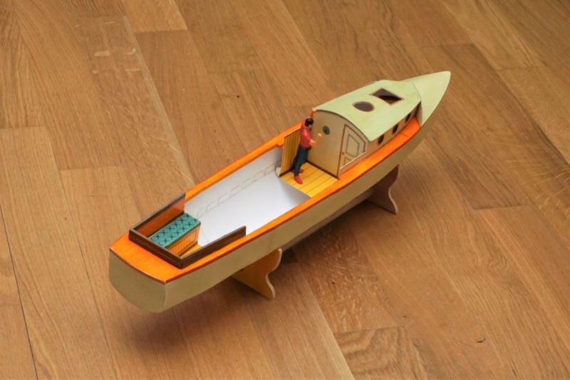  Seetüchtige Motor-Kreuzeryacht - Kartonmodell statt Blechspielzeug - Seite 2 Dsc05912